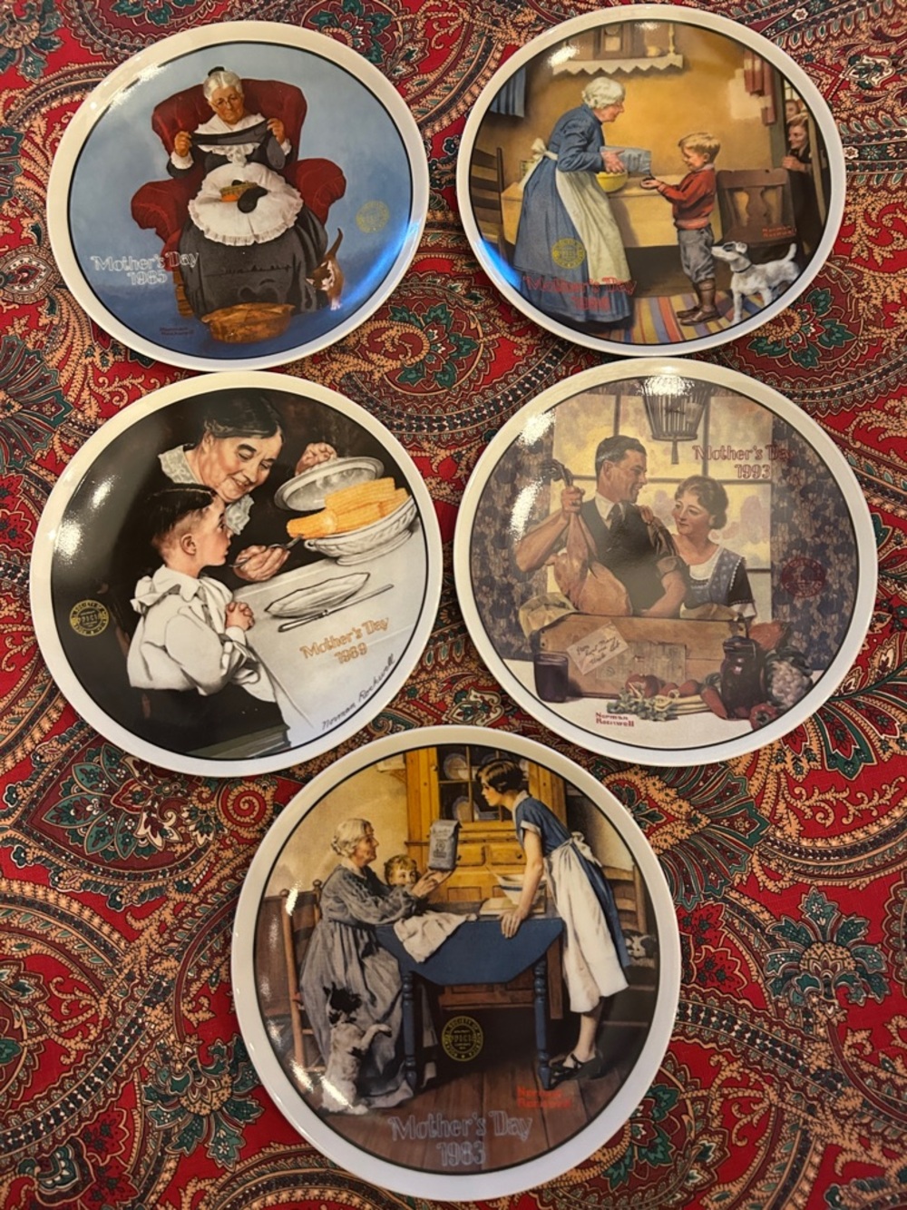 Set of 5 Vintage Norman Rockwell Mother's Day Collector Plates -Black/White Trim